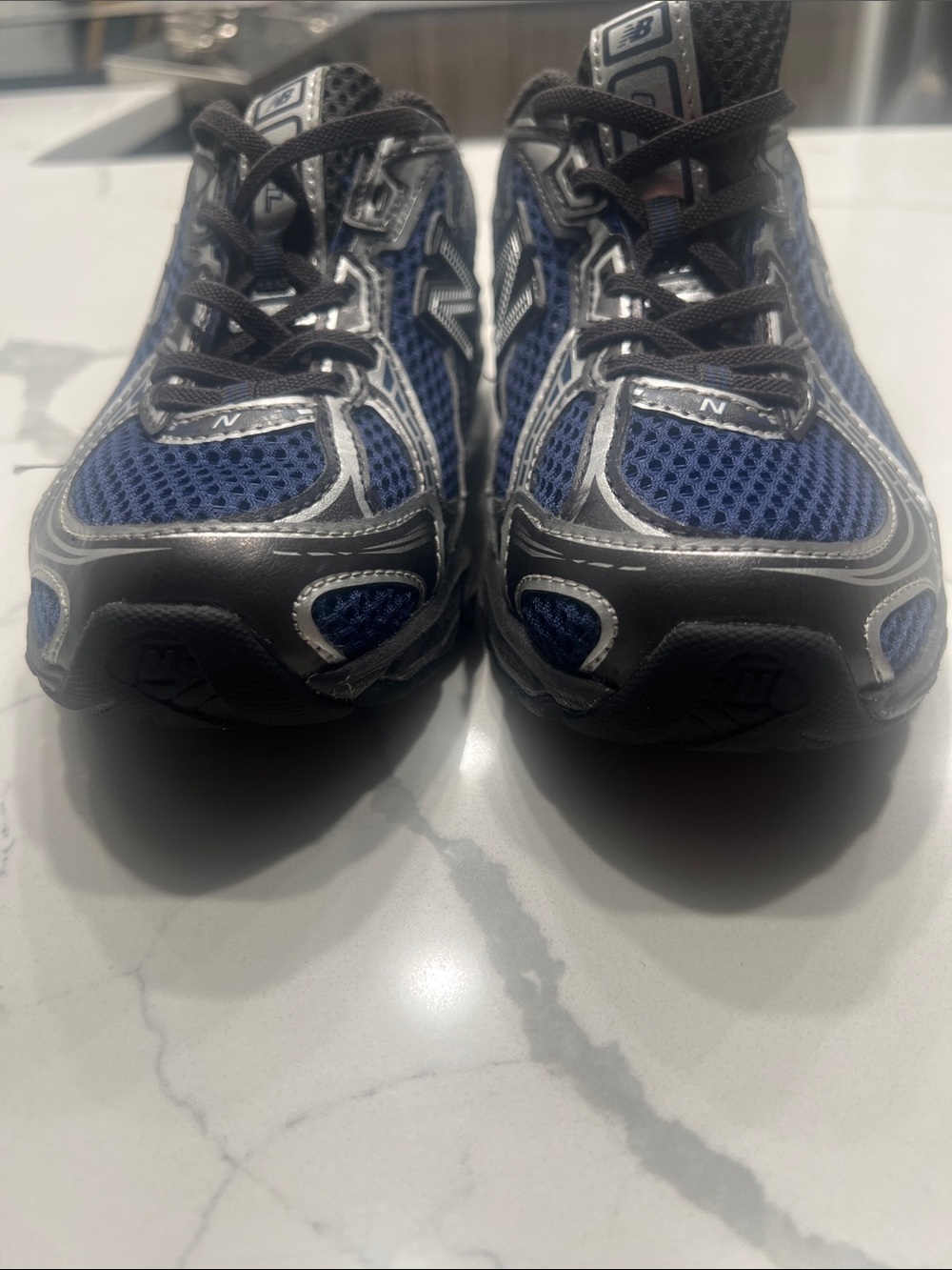New Balance Men’s Blue and Black Athletic Running Shoes - Picture 2 of 4